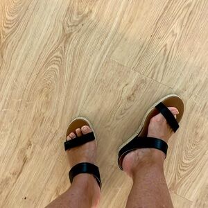 All leather black wedge sandal!  Braided on bottom as shown ! Size 41 UK